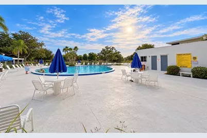 8075 112th Street #302, Seminole, FL 33772 - Photo 33