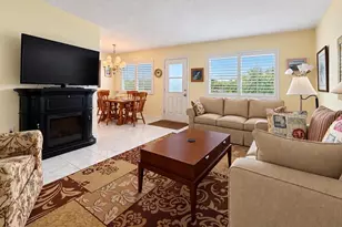 8075 112th St, Seminole, FL 33772 - Photo 29