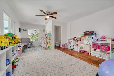 874 Serpentine Drive S, Saint Petersburg, FL 33705 - Photo 15