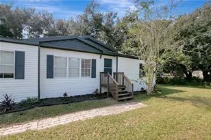 30148 Clearview Dr, Wesley Chapel, FL 33545 - Photo 5