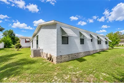 38012 Lawanda Loop, Zephyrhills, FL 33542 - Photo 11