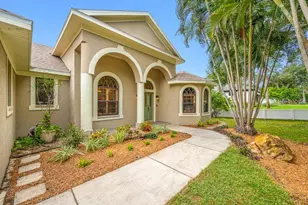 114 Irwin St E, Safety Harbor, FL 34695 - Photo 3