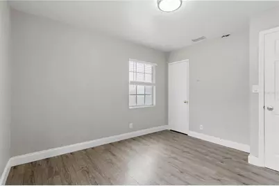 320 E Althea Avenue, Tampa, FL 33612 - Photo 29