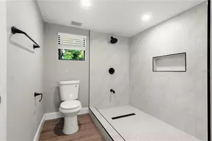 320 E Althea Ave, Tampa, FL 33612 - Photo 21