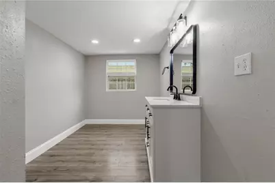 320 E Althea Avenue, Tampa, FL 33612 - Photo 23