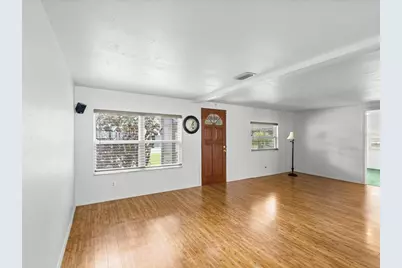 5291 43rd Avenue N, Saint Petersburg, FL 33709 - Photo 5