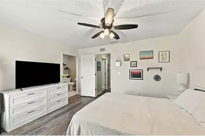 1514 Chateaux De Ville Court, Clearwater, FL 33764 - Photo 15