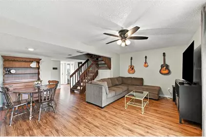 1514 Chateaux De Ville Court, Clearwater, FL 33764 - Photo 9