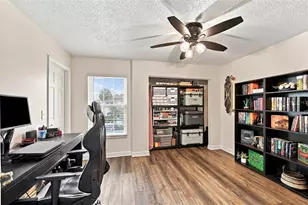 1514 Chateaux De Ville Ct, Clearwater, FL 33764 - Photo 23