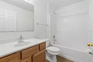30260 Birdhouse Dr, Wesley Chapel, FL 33545 - Photo 23