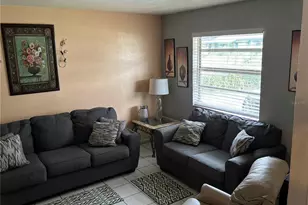 3804 Coral Dr, Tampa, FL 33619 - Photo 5