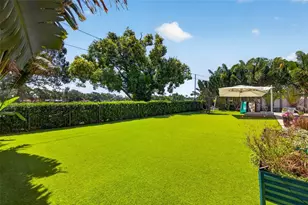 1341 Monterey Blvd NE, Saint Petersburg, FL 33704 - Photo 43