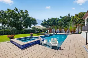 1341 Monterey Blvd NE, Saint Petersburg, FL 33704 - Photo 39