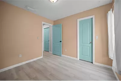 2041 Shadow Pine Drive, Brandon, FL 33511 - Photo 17