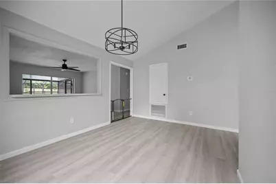 2041 Shadow Pine Drive, Brandon, FL 33511 - Photo 9