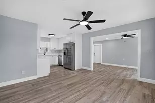 6790 Date Palm Ave S, Saint Petersburg, FL 33707 - Photo 5