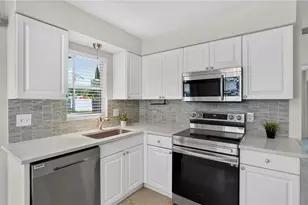 5214 15th Ave S, Gulfport, FL 33707 - Photo 9