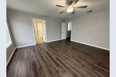 10239 Newminster Loop, Ruskin, FL 33573 - Photo 13