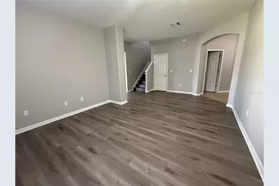 10239 Newminster Loop, Ruskin, FL 33573 - Photo 3