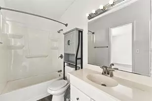 8603 N 29th St, Tampa, FL 33604 - Photo 15