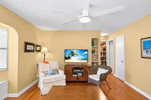 1725 San Mateo Dr, Dunedin, FL 34698 - Photo 15