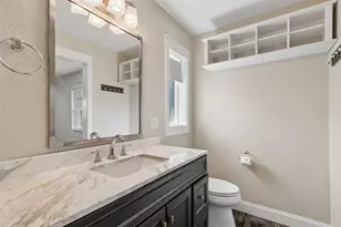 13548 Bellewood Ave, Seminole, FL 33776 - Photo 19