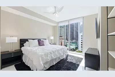 100 1st Avenue N #1407, Saint Petersburg, FL 33701 - Photo 19