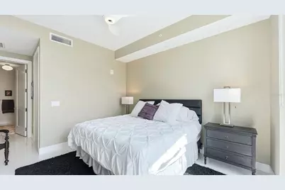 100 1st Avenue N #1407, Saint Petersburg, FL 33701 - Photo 21