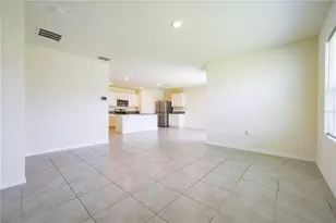 521 Talisi Loop, Saint Cloud, FL 34771 - Photo 5