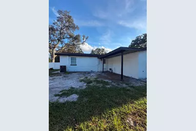 122 E 130th Avenue, Tampa, FL 33612 - Photo 7