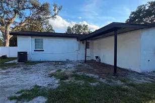 122 E 130th Ave, Tampa, FL 33612 - Photo 7