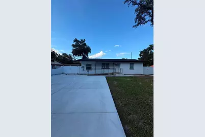 122 E 130th Avenue, Tampa, FL 33612 - Photo 1