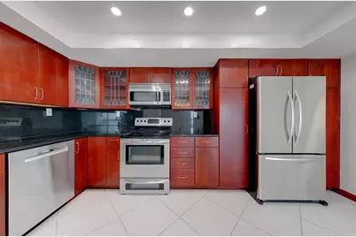 400 Island Way #1109, Clearwater, FL 33767 - Photo 3