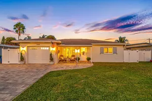 1444 Corey Way S, South Pasadena, FL 33707 - Photo 1
