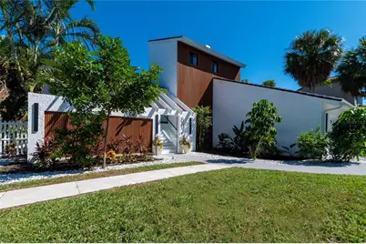 807 2nd Avenue S, Tierra Verde, FL 33715 - Photo 1