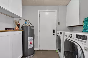 1806 E McBerry St, Tampa, FL 33610 - Photo 17