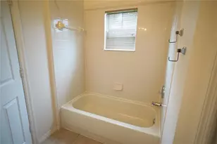 30119 Mossbank Dr, Wesley Chapel, FL 33543 - Photo 29