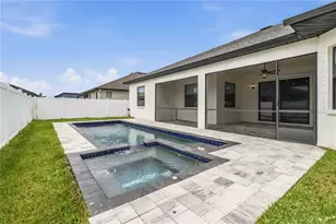 4028 Salida Del Sol Dr, Sun City Center, FL 33573 - Photo 35