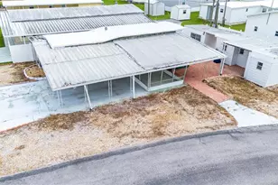 37234 Carol Ave, Zephyrhills, FL 33542 - Photo 27