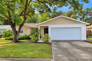 2821 Eagle Run Cir S, Clearwater, FL 33760 - Photo 1