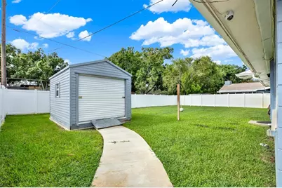 1000 59th Avenue S, Saint Petersburg, FL 33705 - Photo 11