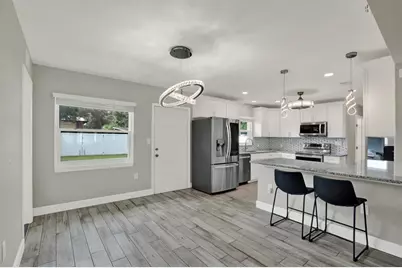 1000 59th Avenue S, Saint Petersburg, FL 33705 - Photo 5