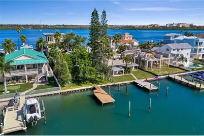 835 Bay Point Drive, Madeira Beach, FL 33708 - Photo 13