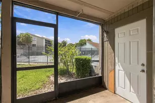 6340 Newtown Cir, Tampa, FL 33615 - Photo 23