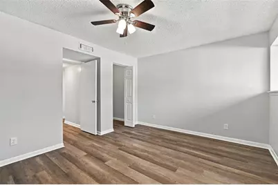 6340 Newtown Circle #40A4, Tampa, FL 33615 - Photo 13