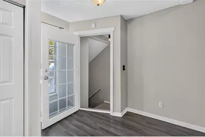 12145 Armenia Gables Circle, Tampa, FL 33612 - Photo 15