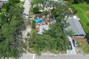 1802 E Annie St, Tampa, FL 33612 - Photo 17