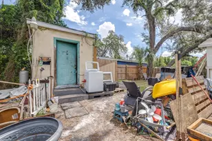 1802 E Annie St, Tampa, FL 33612 - Photo 3