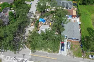 1802 E Annie St, Tampa, FL 33612 - Photo 13