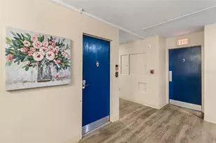 841 4th Ave N, Saint Petersburg, FL 33701 - Photo 1